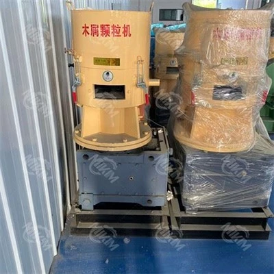 Macchina per pellet di paglia